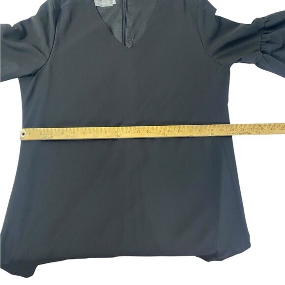 Black V-Neck Dress with Ruffle Sleeves short solid black - Picture 7 of 9